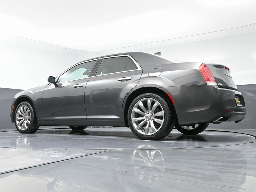Used 2019 Chrysler 300 Limited image 52