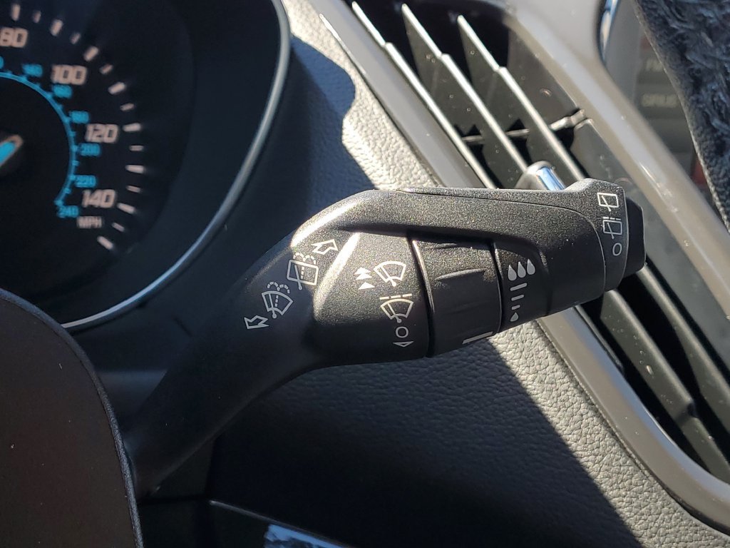 Used 2015 Ford Escape Titanium AWD/4WD image 23