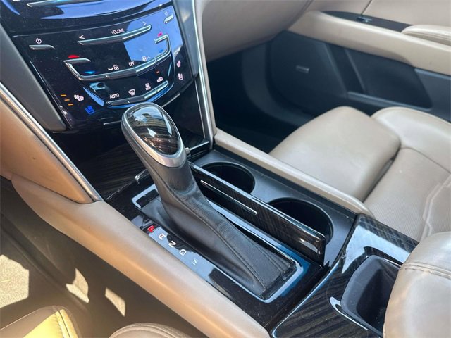 Used 2019 Cadillac XTS Platinum image 32