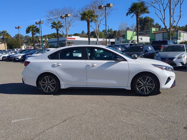 Used 2023 Kia Forte GT-Line w/ GT-Line Premium Package video 4