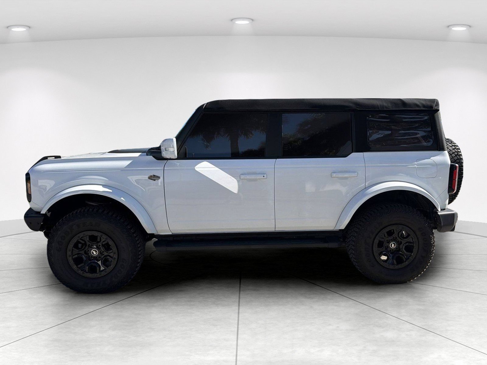 Used 2024 Ford Bronco Wildtrak AWD/4WD image 7