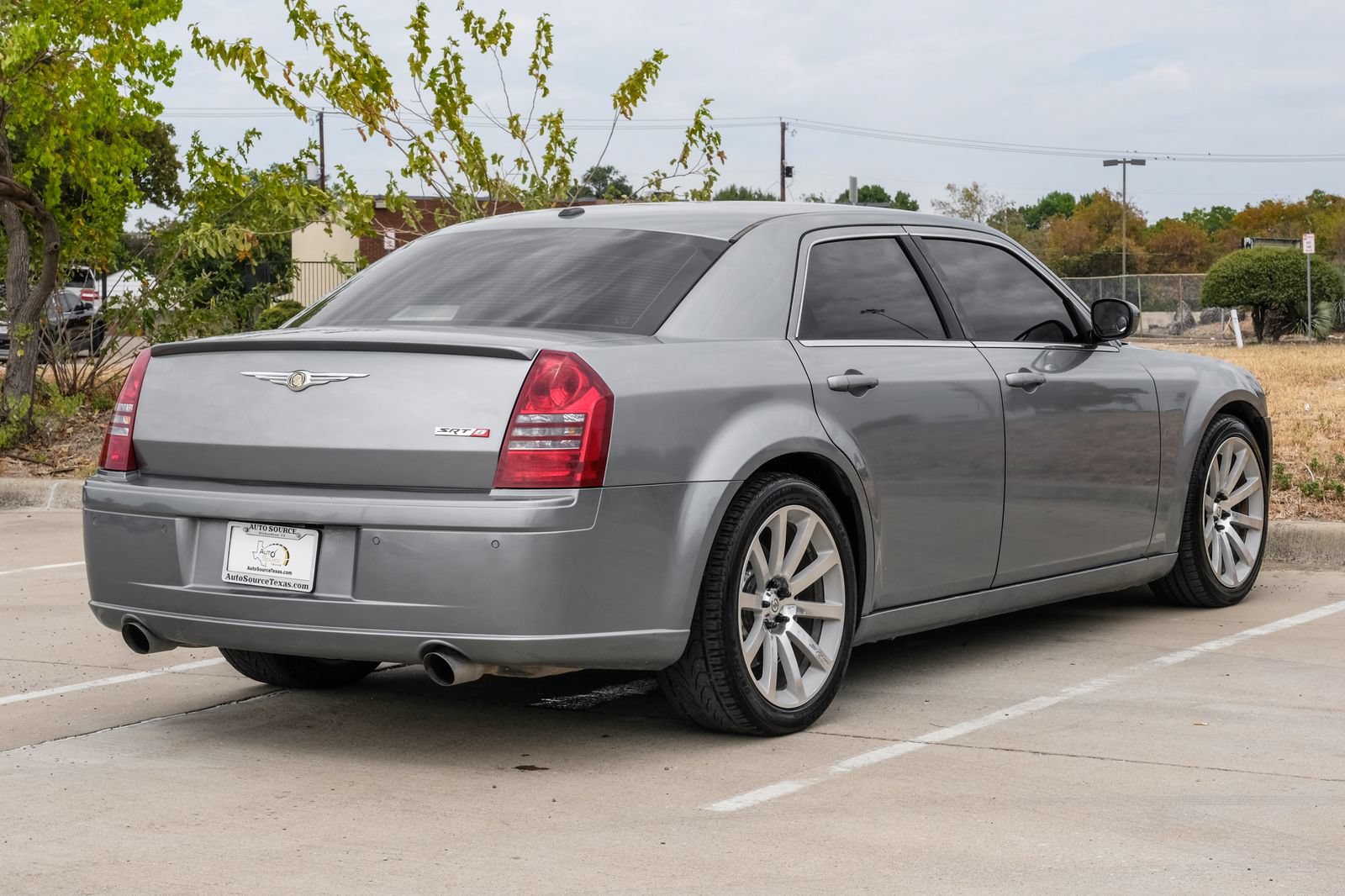 Used 2006 Chrysler 300 SRT8 w/ SRT Option Group II RWD image 7