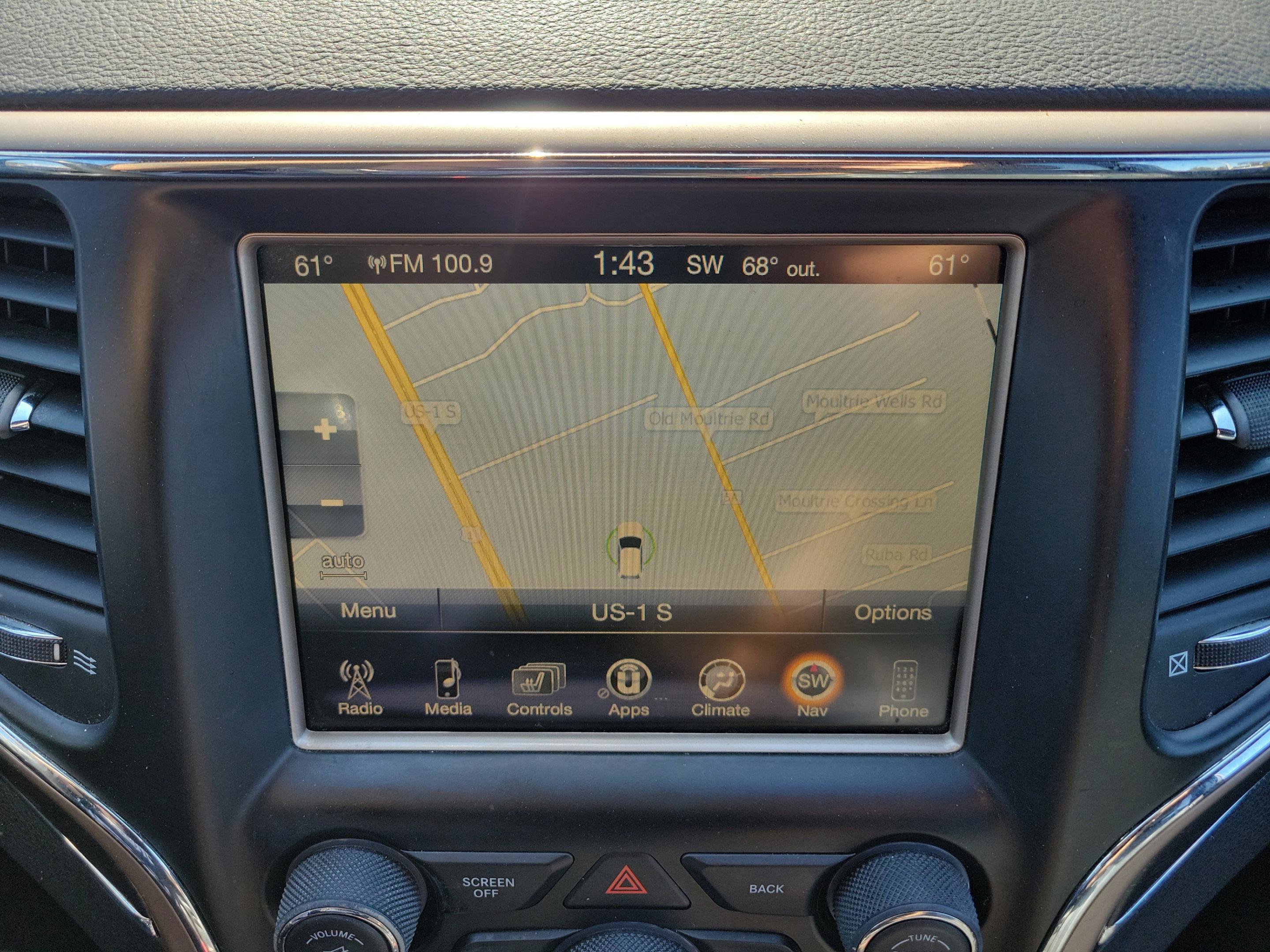 Used 2015 Jeep Grand Cherokee Limited w/ Luxury Group II image 26