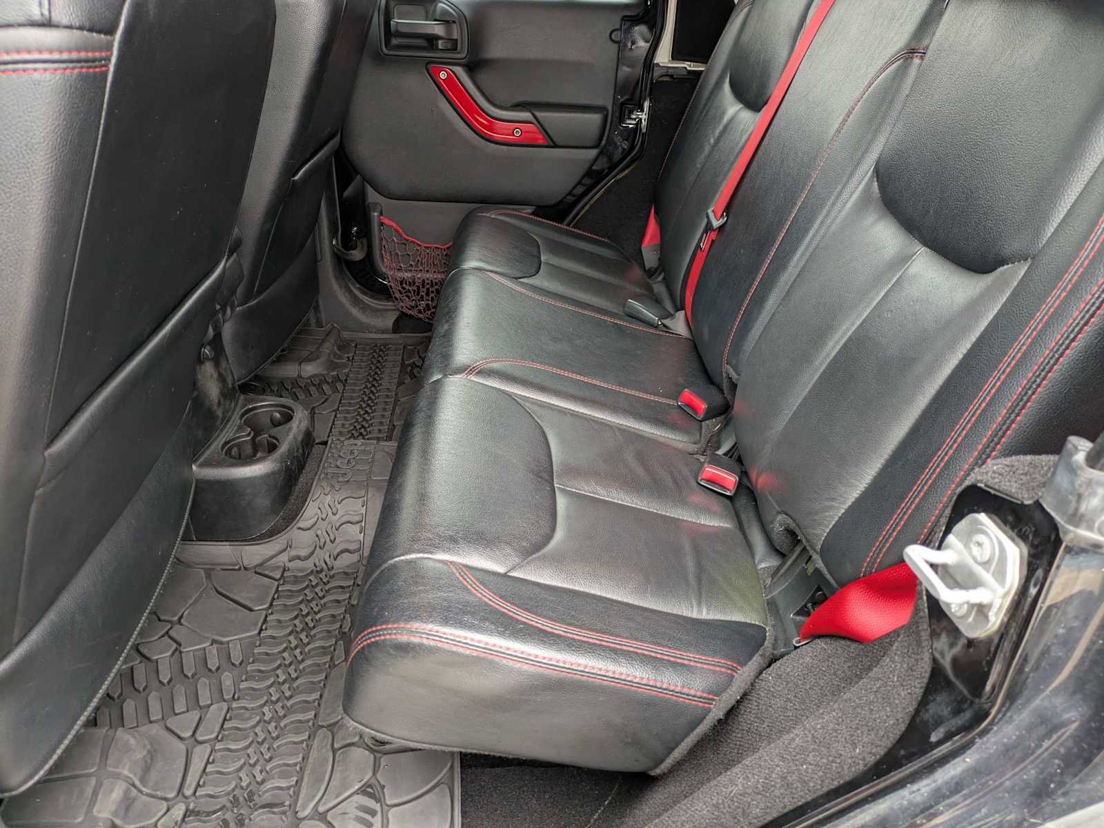 Used 2017 Jeep Wrangler Unlimited Rubicon image 18