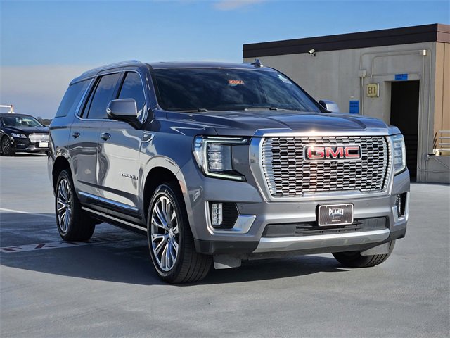Used 2022 GMC Yukon Denali w/ Denali Ultimate Package image 3