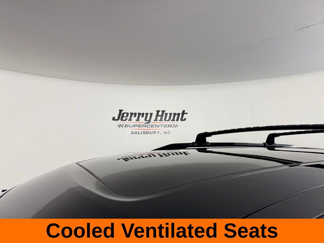 Used 2023 Nissan Pathfinder Platinum w/ Cargo Package image 15