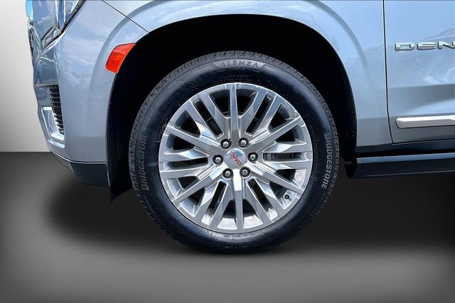 Used 2023 GMC Yukon Denali AWD/4WD image 8