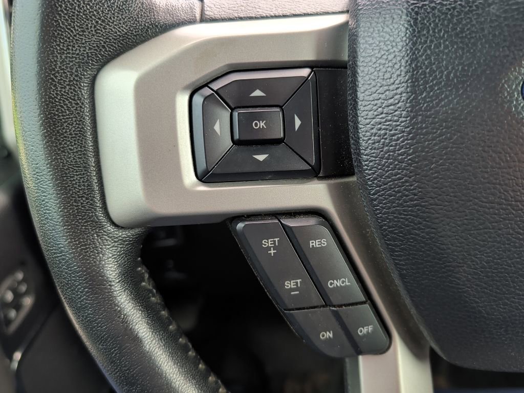 Used 2020 Ford F250 Lariat w/ Lariat Ultimate Package AWD/4WD image 9