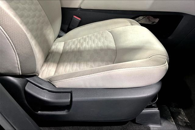 Used 2024 Nissan Pathfinder SV w/ SV Premium Package image 42