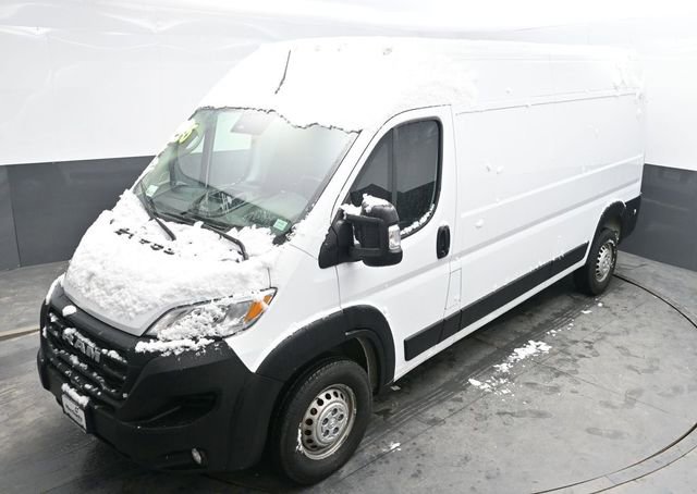 Used 2025 RAM ProMaster 2500 w/ Convenience Group image 24