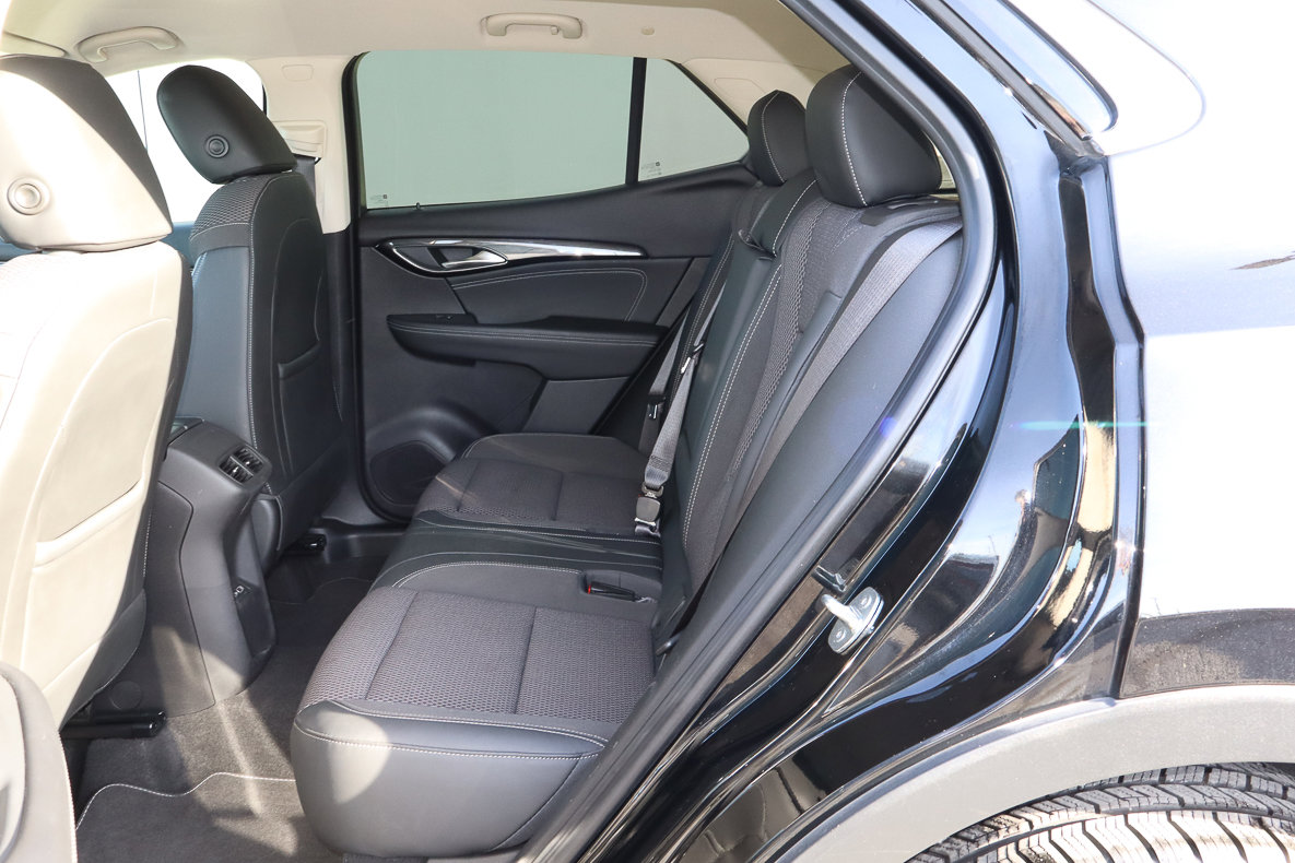 Used 2021 Buick Envision Preferred image 8