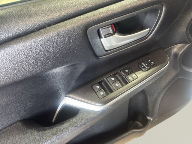 Used 2017 Toyota Camry SE FWD image 22