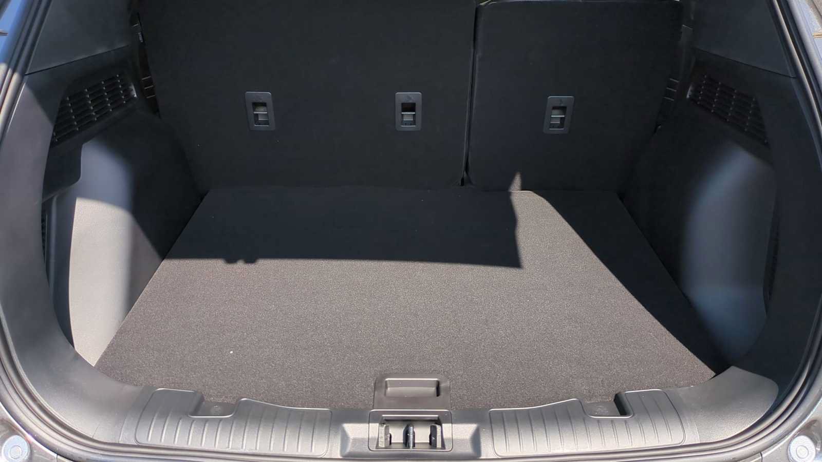 New 2025 Ford Escape SE FWD image 33