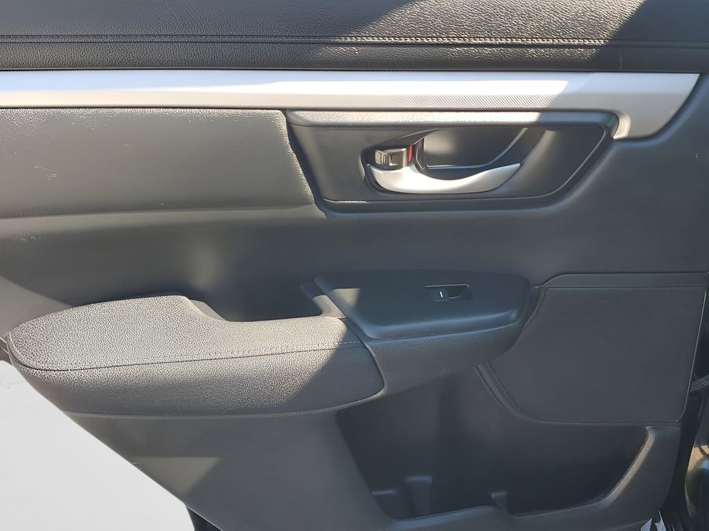 Used 2019 Honda CR-V LX image 39