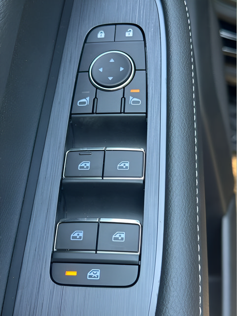 New 2026 Nissan Armada SV RWD image 15