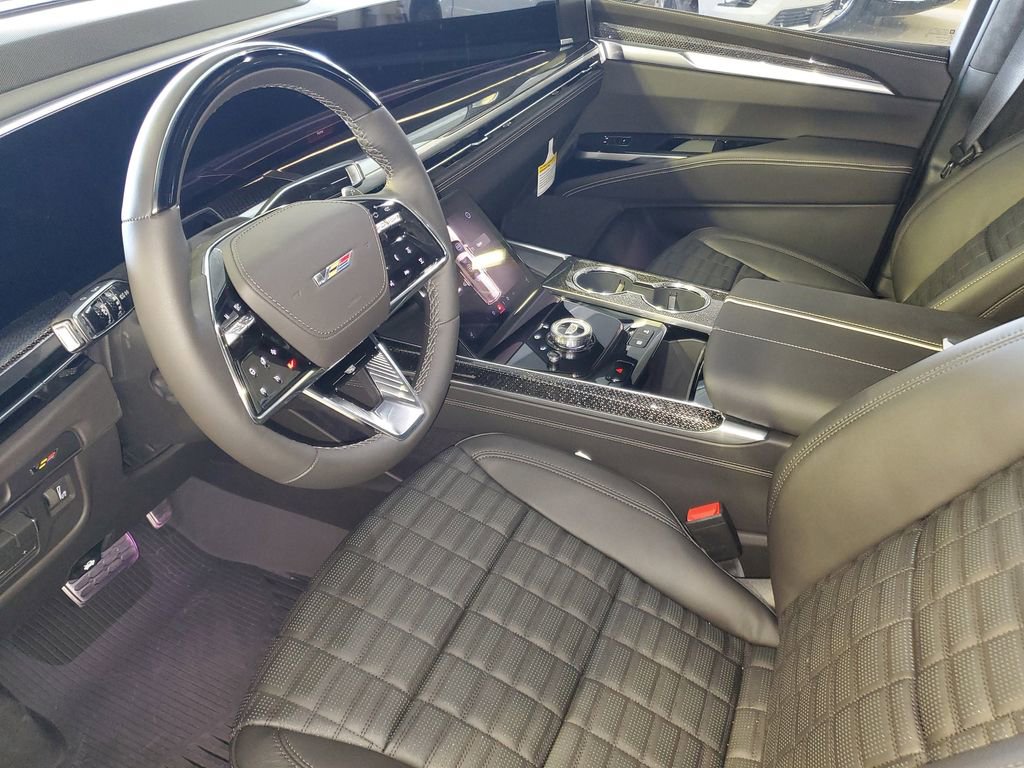 New 2026 Cadillac Escalade V w/ LPO, ONYX Package AWD/4WD image 16