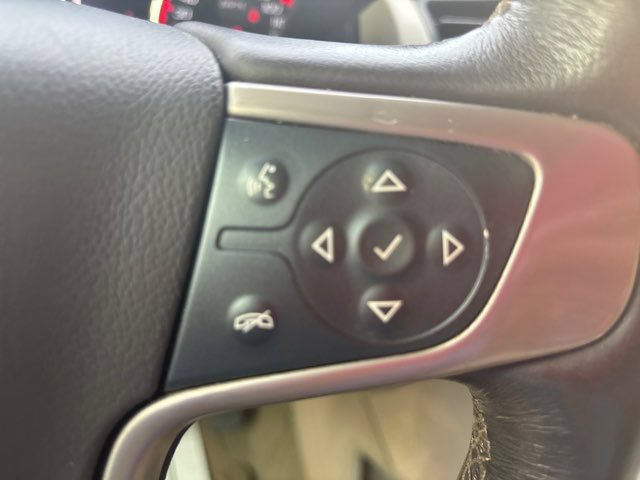 Used 2016 GMC Yukon Denali RWD image 41