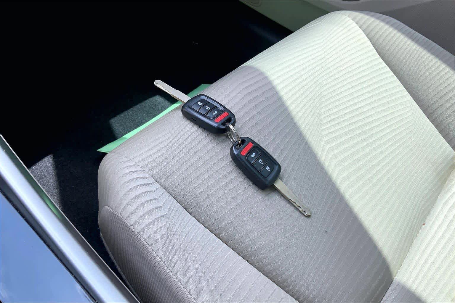 Used 2016 Honda Accord LX image 14