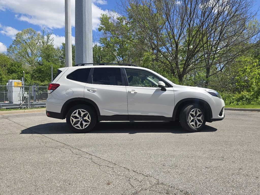 Used 2023 Subaru Forester Premium AWD/4WD image 18