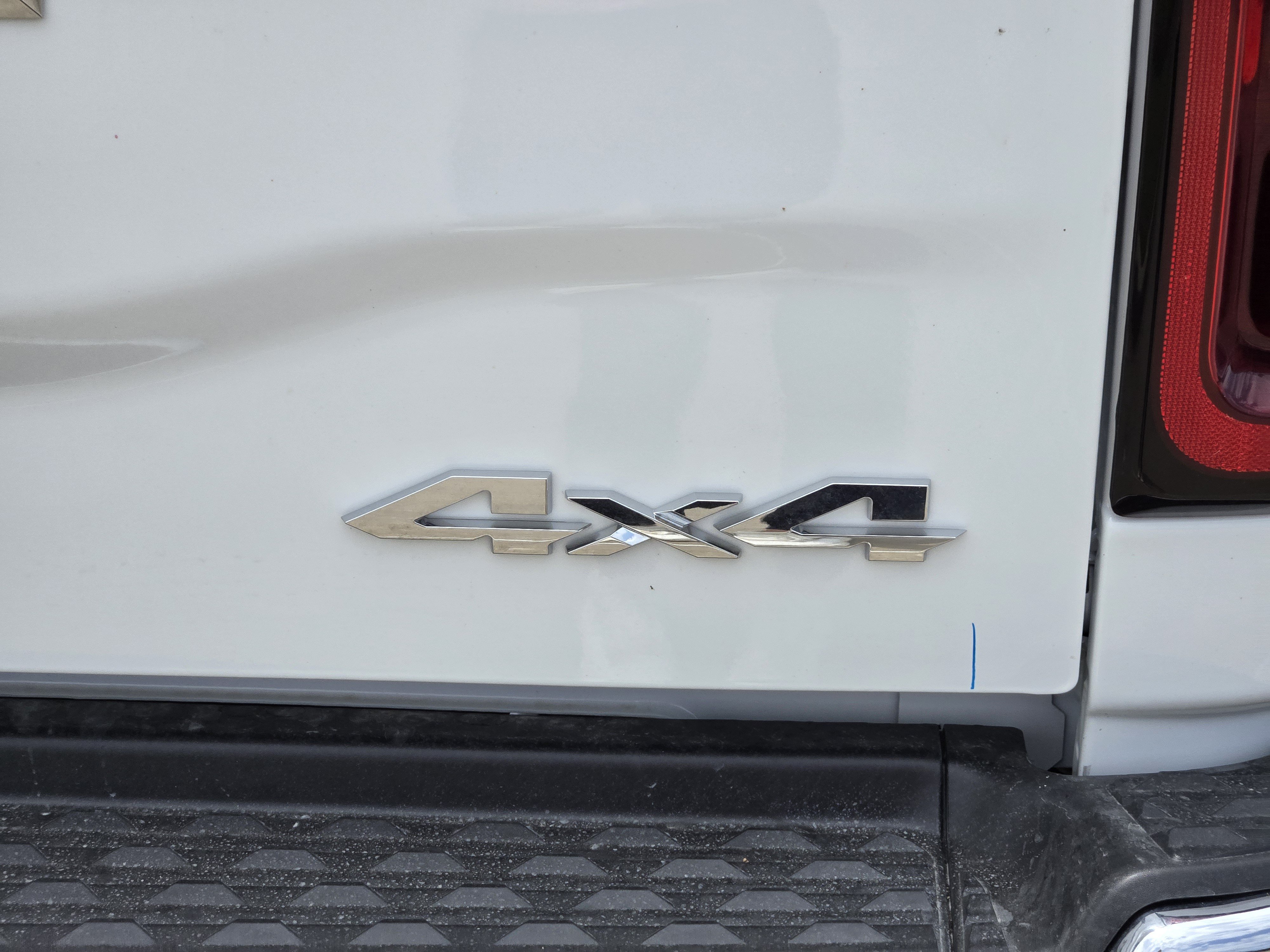 New 2026 RAM 2500 Tradesman w/ Chrome Appearance Group AWD/4WD image 5