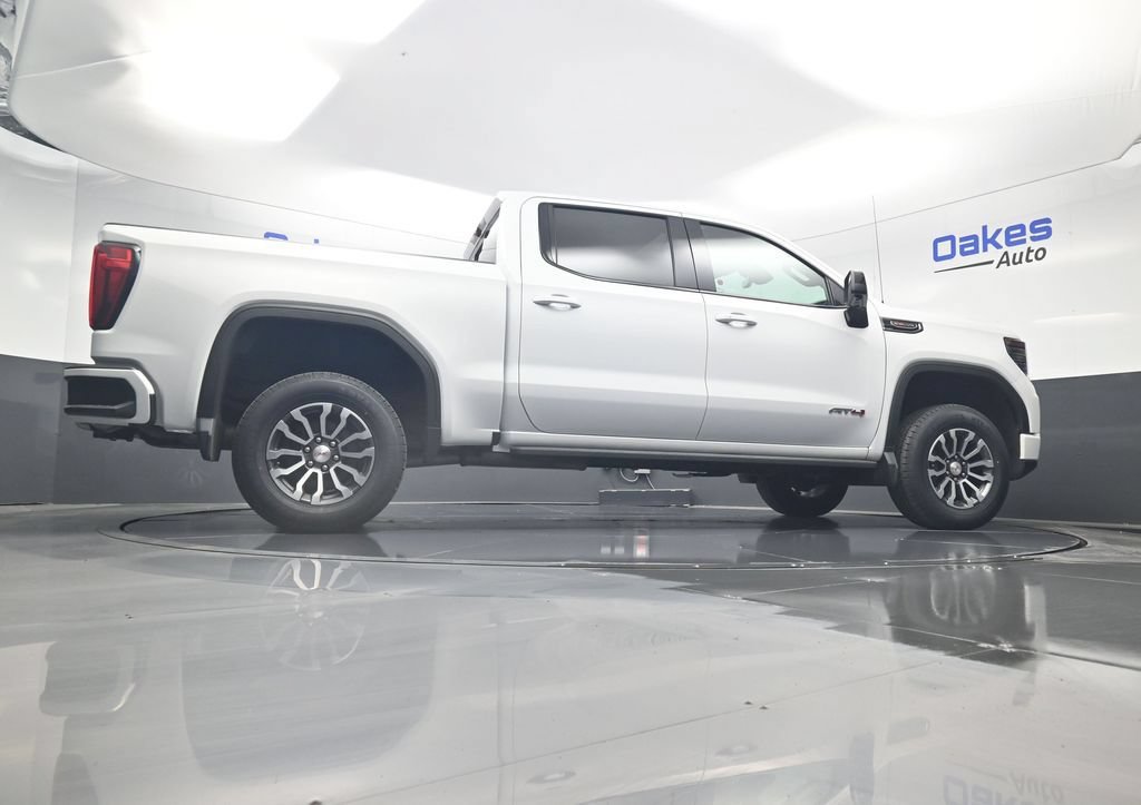 Used 2022 GMC Sierra 1500 AT4 w/ AT4 Premium Package AWD/4WD image 48