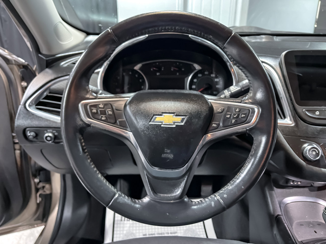 Used 2018 Chevrolet Malibu LT image 20