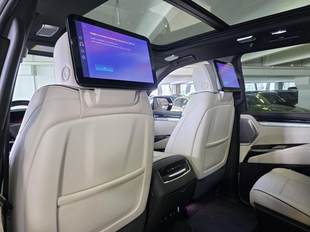 New 2026 Cadillac Escalade ESV Sport w/ Touring Package AWD/4WD image 12