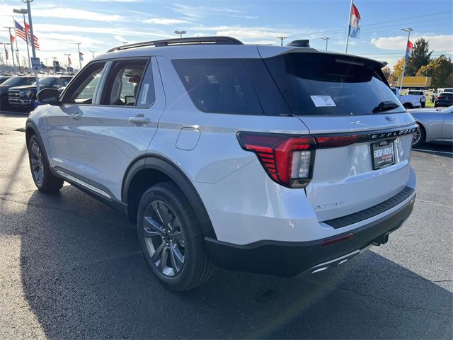 New 2025 Ford Explorer Active w/ Active Comfort Package image 5