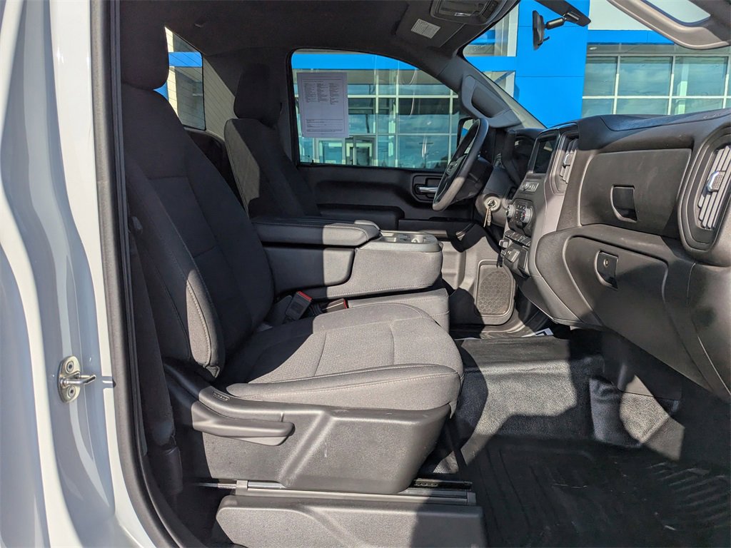 Used 2023 Chevrolet Silverado 3500 W/T image 32