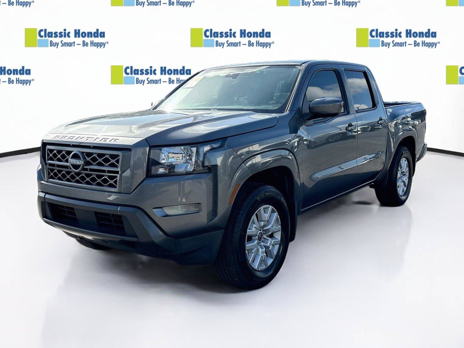 Used 2023 Nissan Frontier SV w/ SV Convenience Package RWD image 3