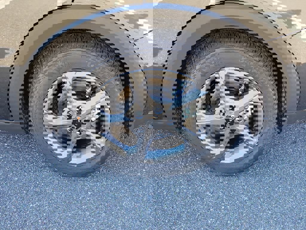 New 2026 Kia K4 LXS image 36