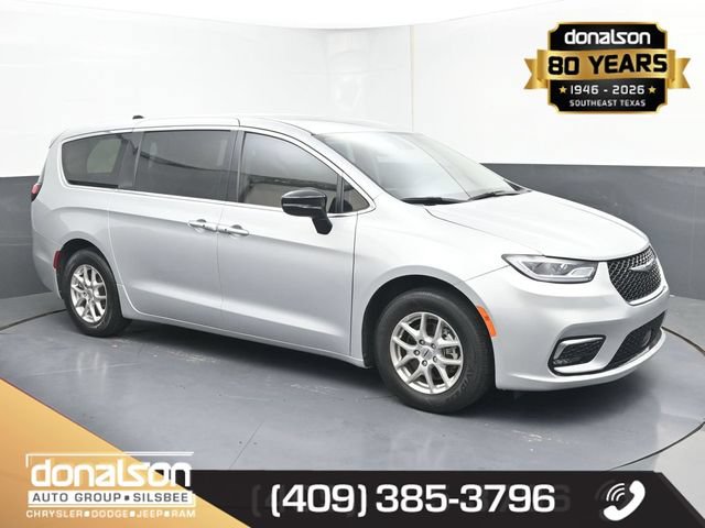 Used 2024 Chrysler Pacifica Touring-L FWD video 1