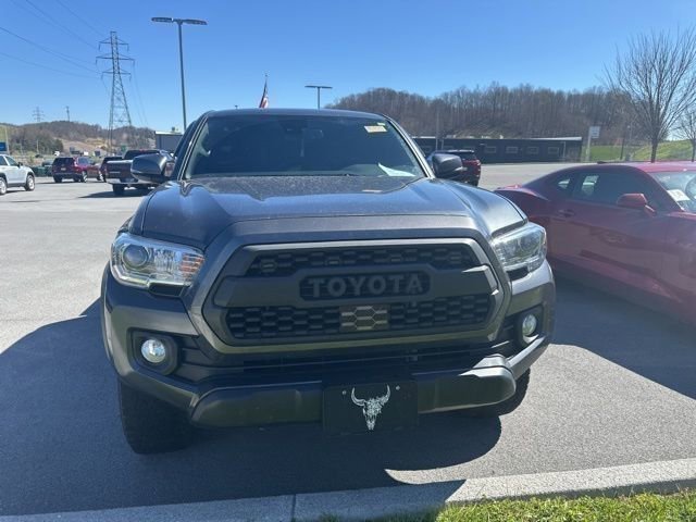 Used 2022 Toyota Tacoma TRD Off-Road w/ Black Out Package (TMS) image 6