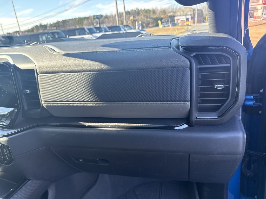 Used 2022 Chevrolet Silverado 1500 ZR2 image 33