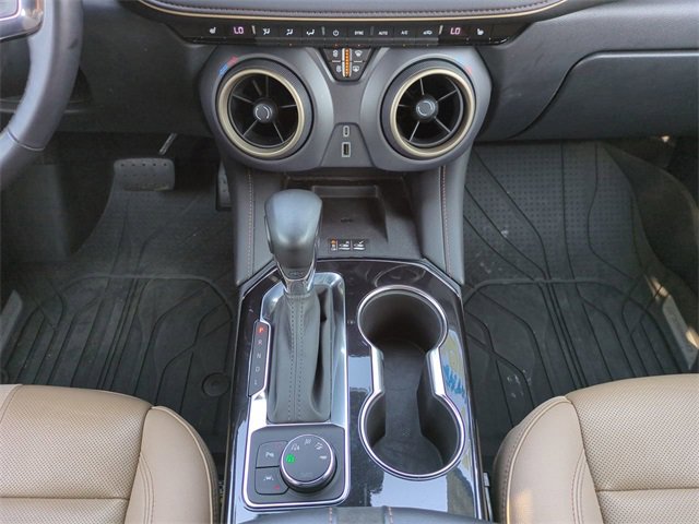 Used 2023 Chevrolet Blazer Premier image 19
