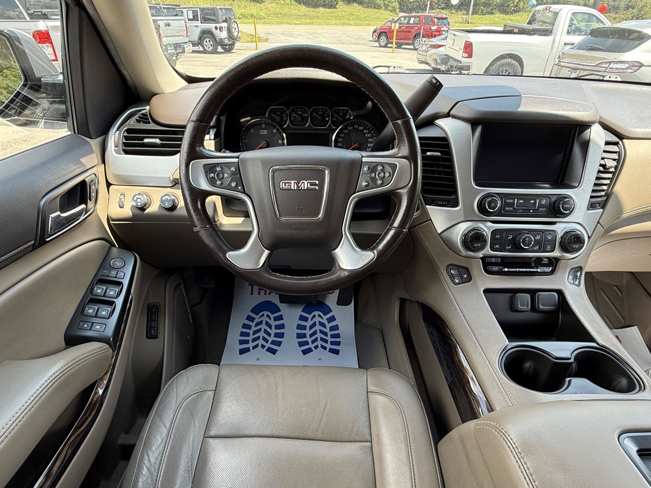 Used 2020 GMC Yukon SLT w/ Premium Edition AWD/4WD image 13