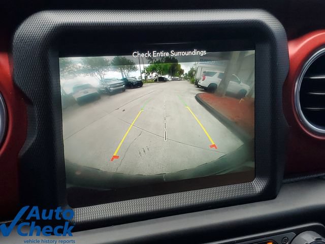 Used 2022 Jeep Wrangler Unlimited Rubicon AWD/4WD image 25