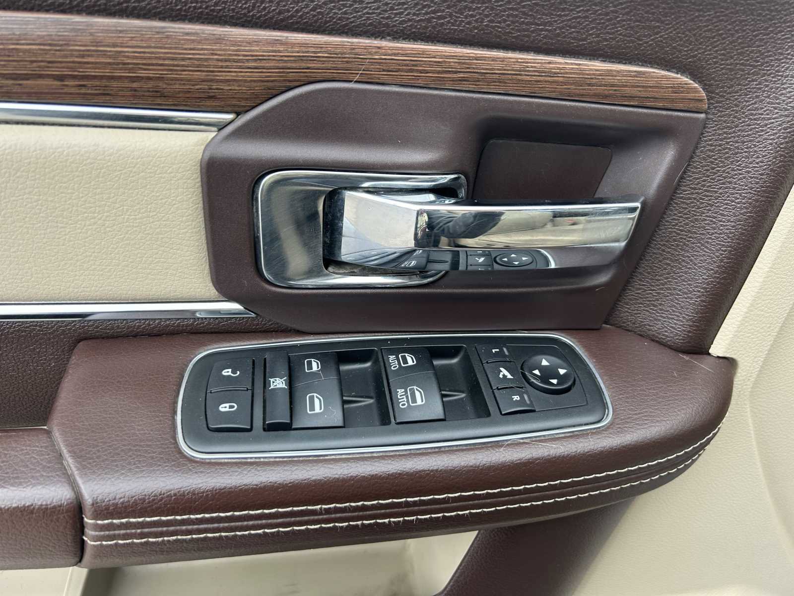 Used 2014 RAM 1500 Laramie w/ Protection Group image 13