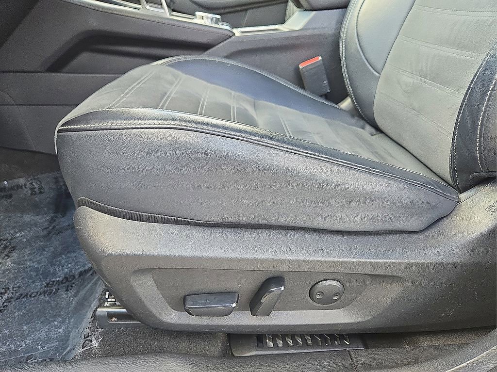 Used 2023 Mitsubishi Outlander SE image 24