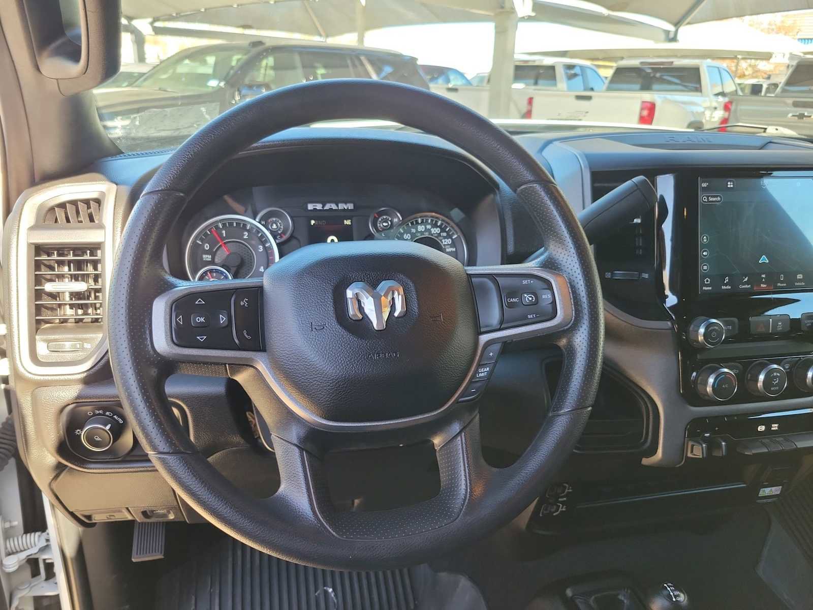 Used 2024 RAM 3500 Tradesman w/ Chrome Appearance Group image 15