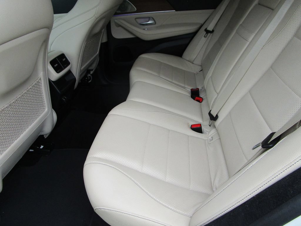 Used 2021 Mercedes-Benz GLE 350 image 17