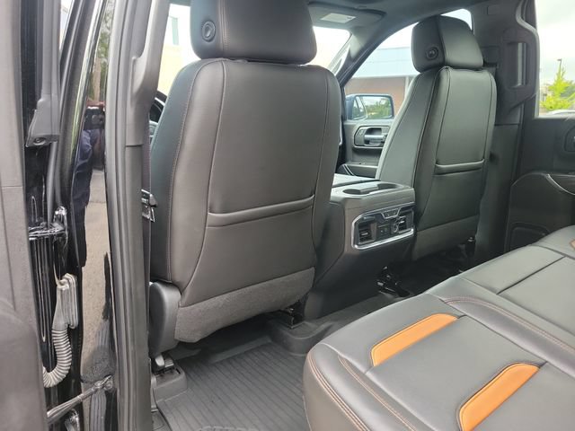 Used 2020 GMC Sierra 1500 AT4 w/ AT4 Premium Package AWD/4WD image 17