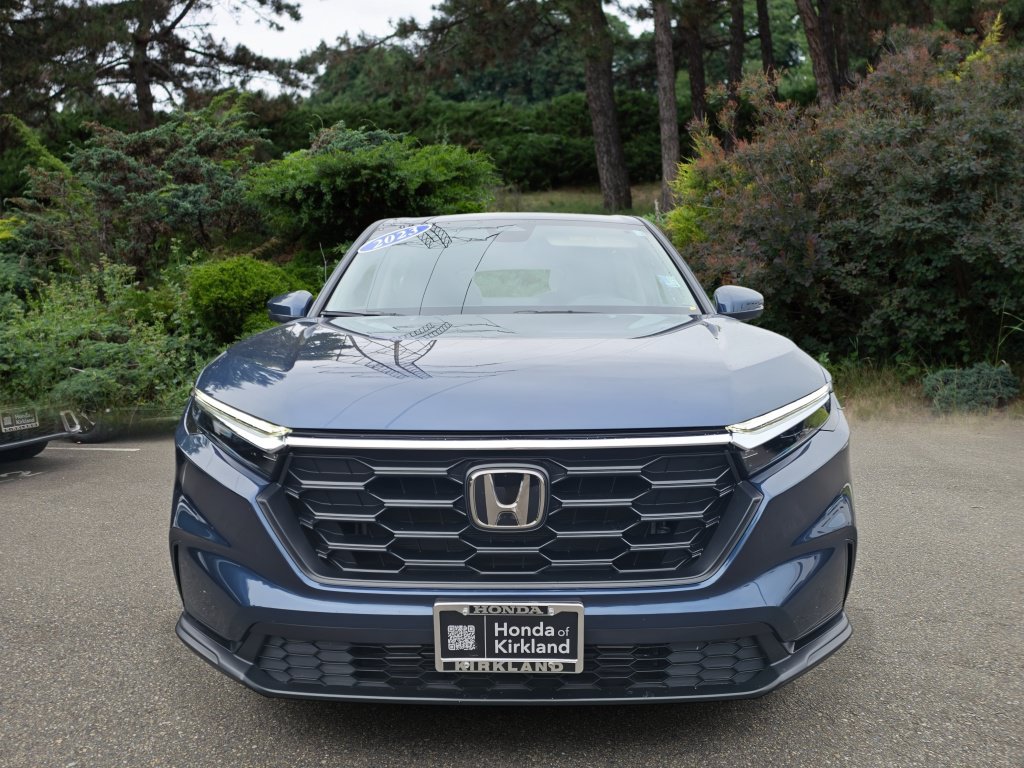 Used 2023 Honda CR-V LX image 2