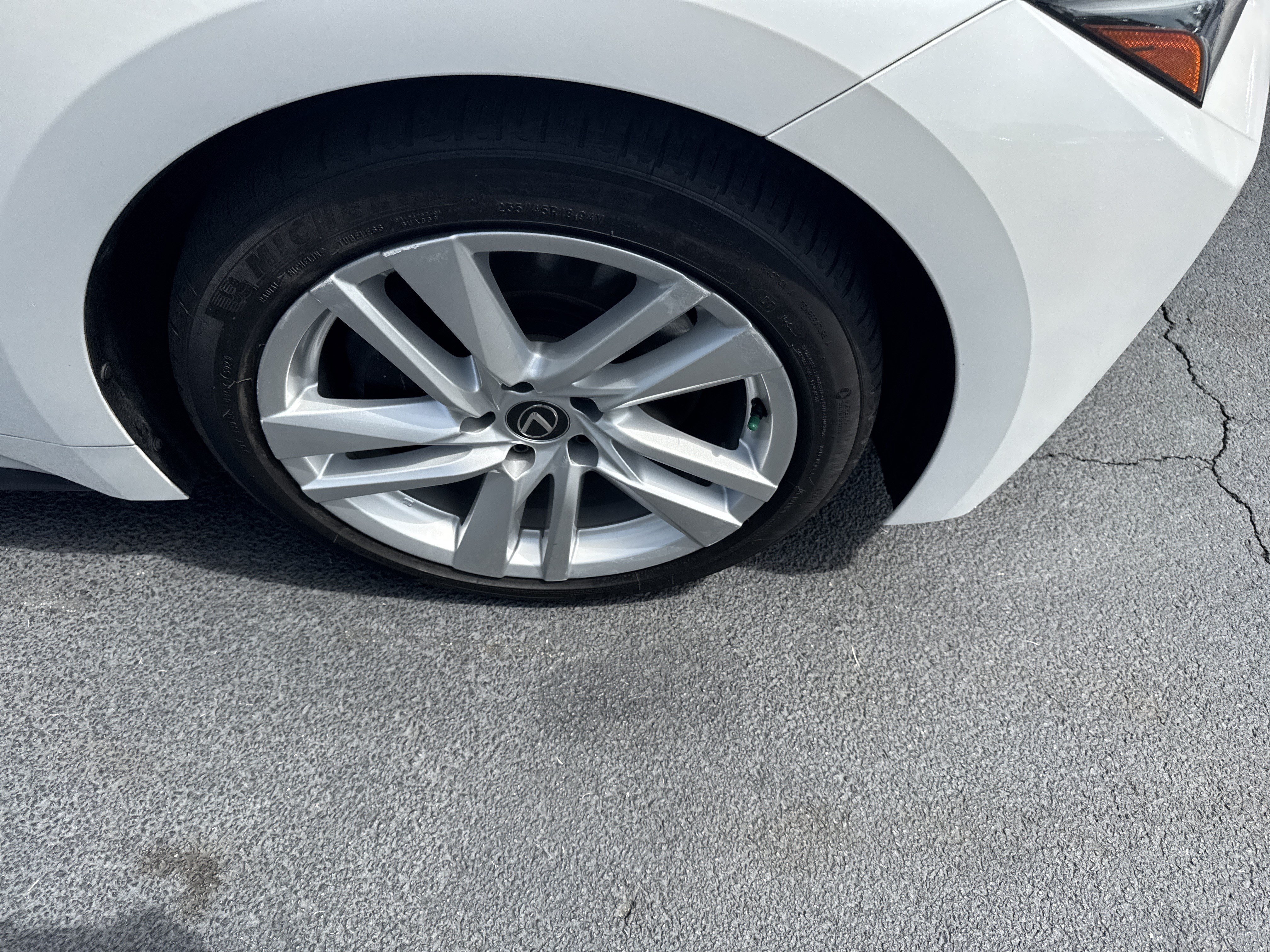 Used 2025 Lexus IS 300 w/ Comfort Package RWD image 10