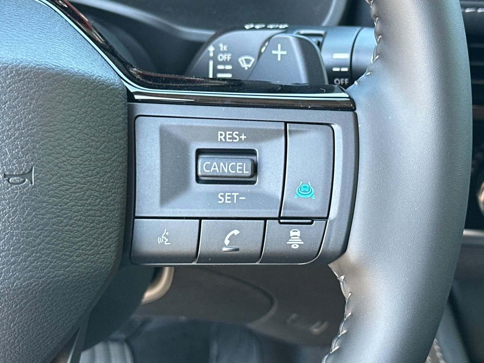 New 2026 Nissan Rogue Platinum image 24