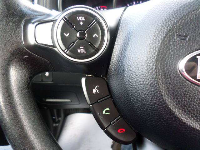 Used 2019 Kia Soul FWD image 16