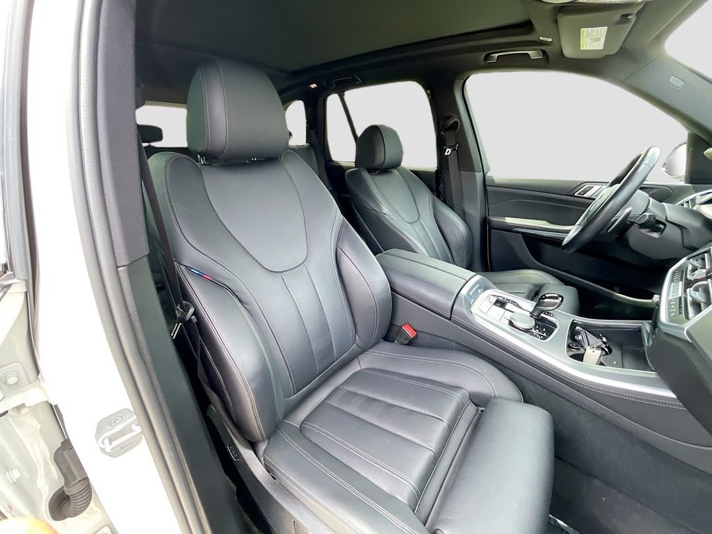 Used 2022 BMW X5 xDrive40i AWD/4WD image 30