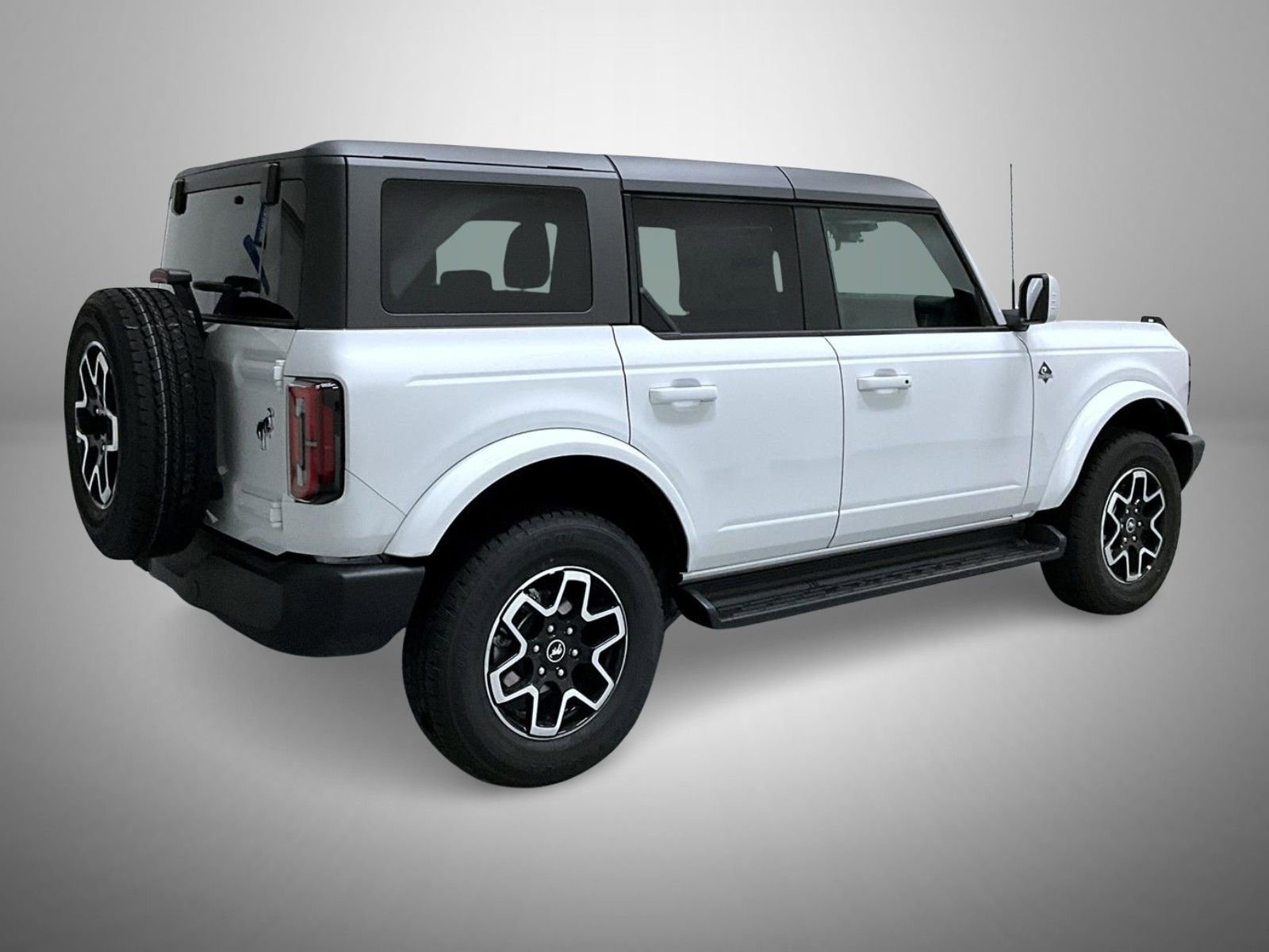 New 2025 Ford Bronco Outer Banks image 5