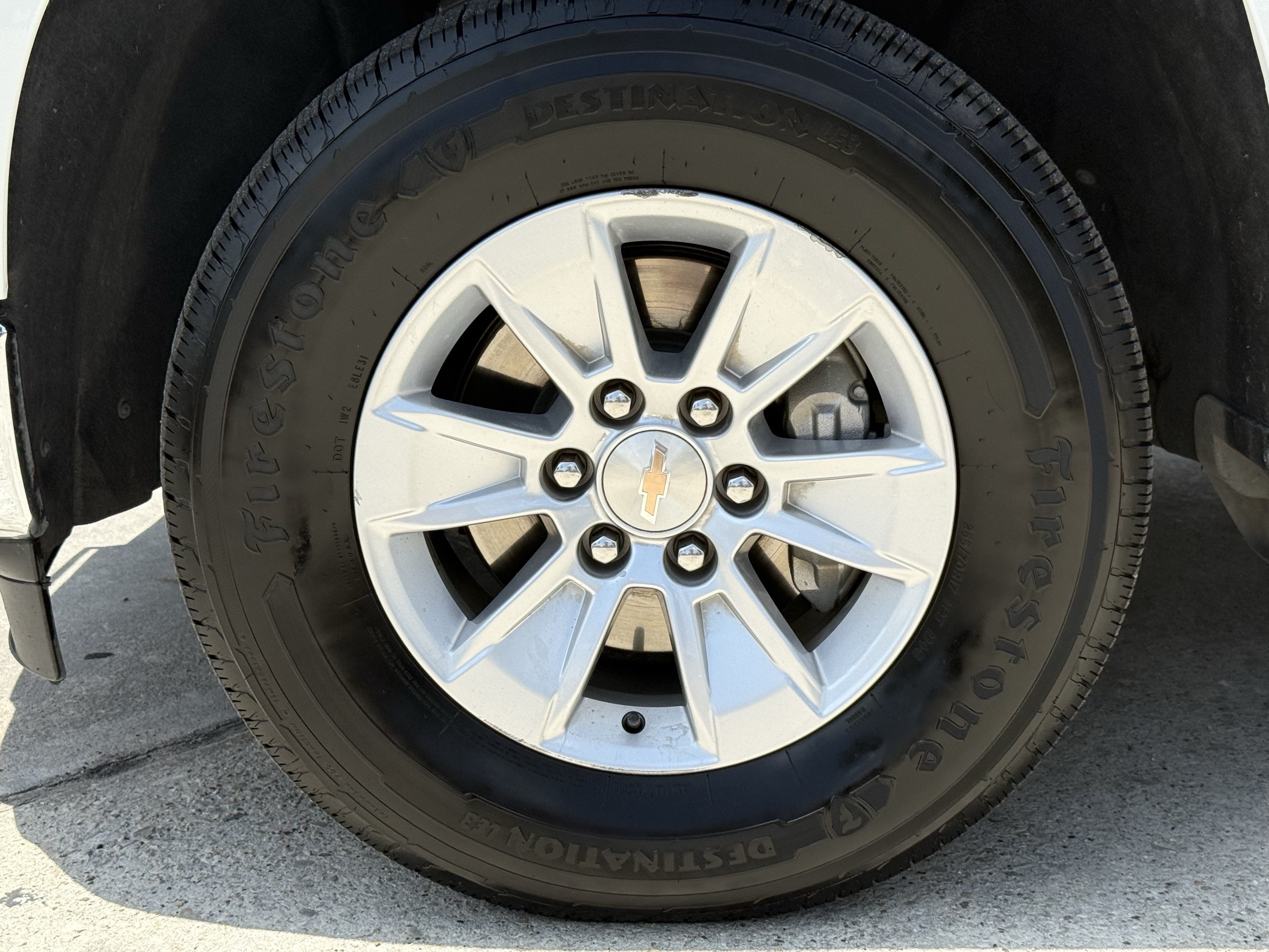 Used 2025 Chevrolet Silverado 1500 LT RWD image 12