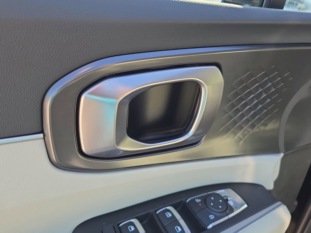 New 2026 Kia Sorento S image 18